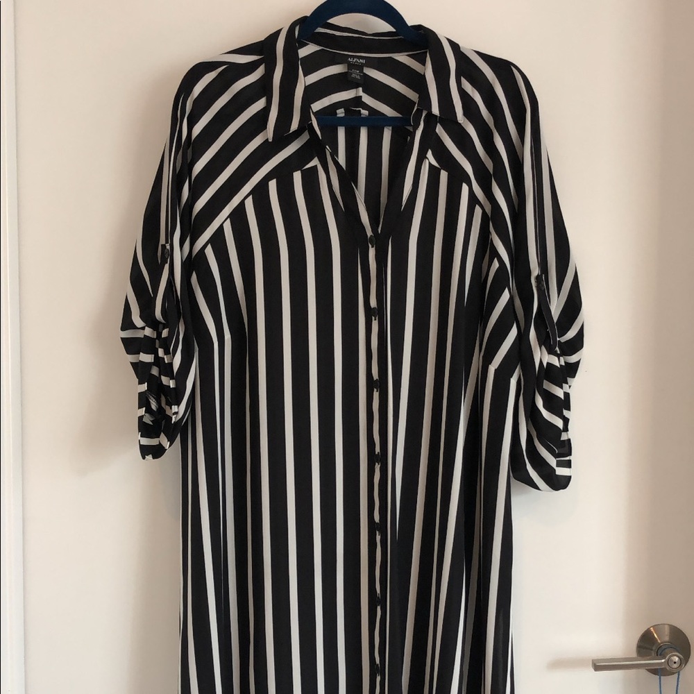 ALFANI Plus long button of shirt or coverup